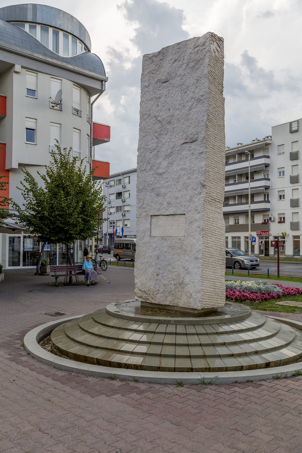 fontana_Retfala_spomenik.jpg